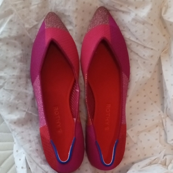 Rothys Point Flat NEVER WORN with STICKERS still on soles - Picture 2 of 8